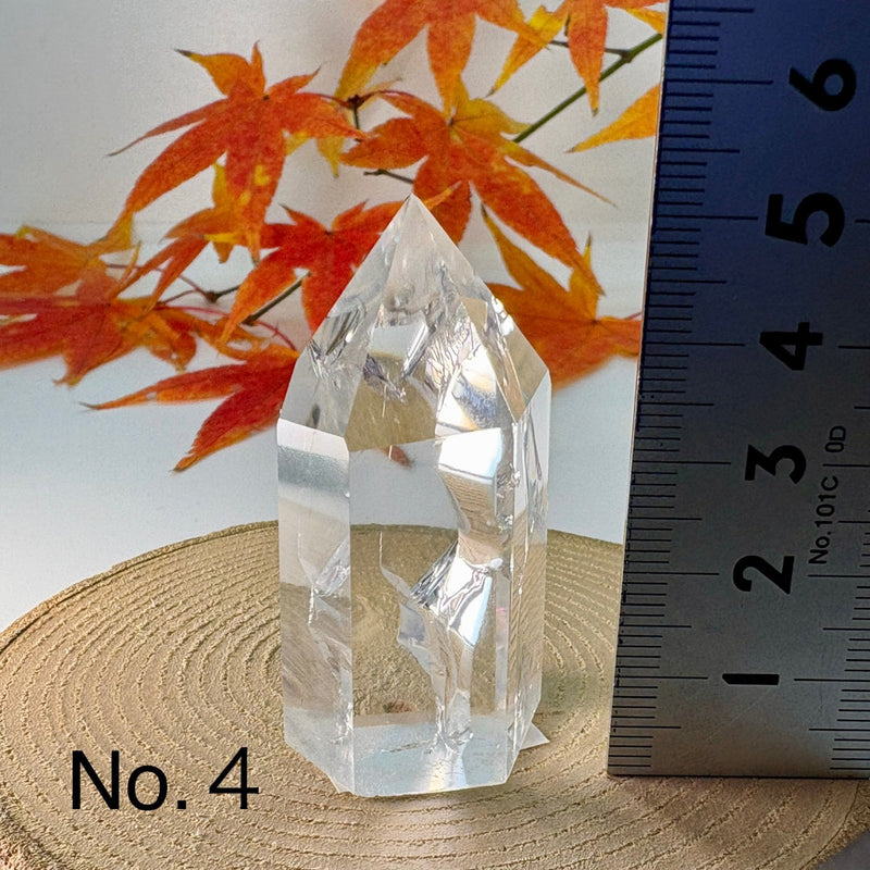 本水晶 六方 　パワーストーン　虹色に輝く