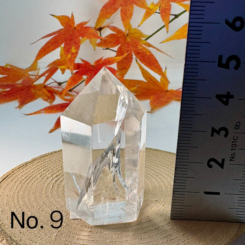 本水晶 六方 　パワーストーン　虹色に輝く
