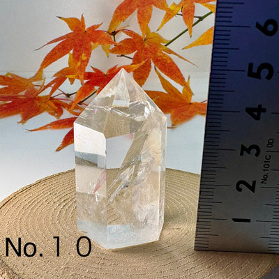 本水晶 六方 　パワーストーン　虹色に輝く