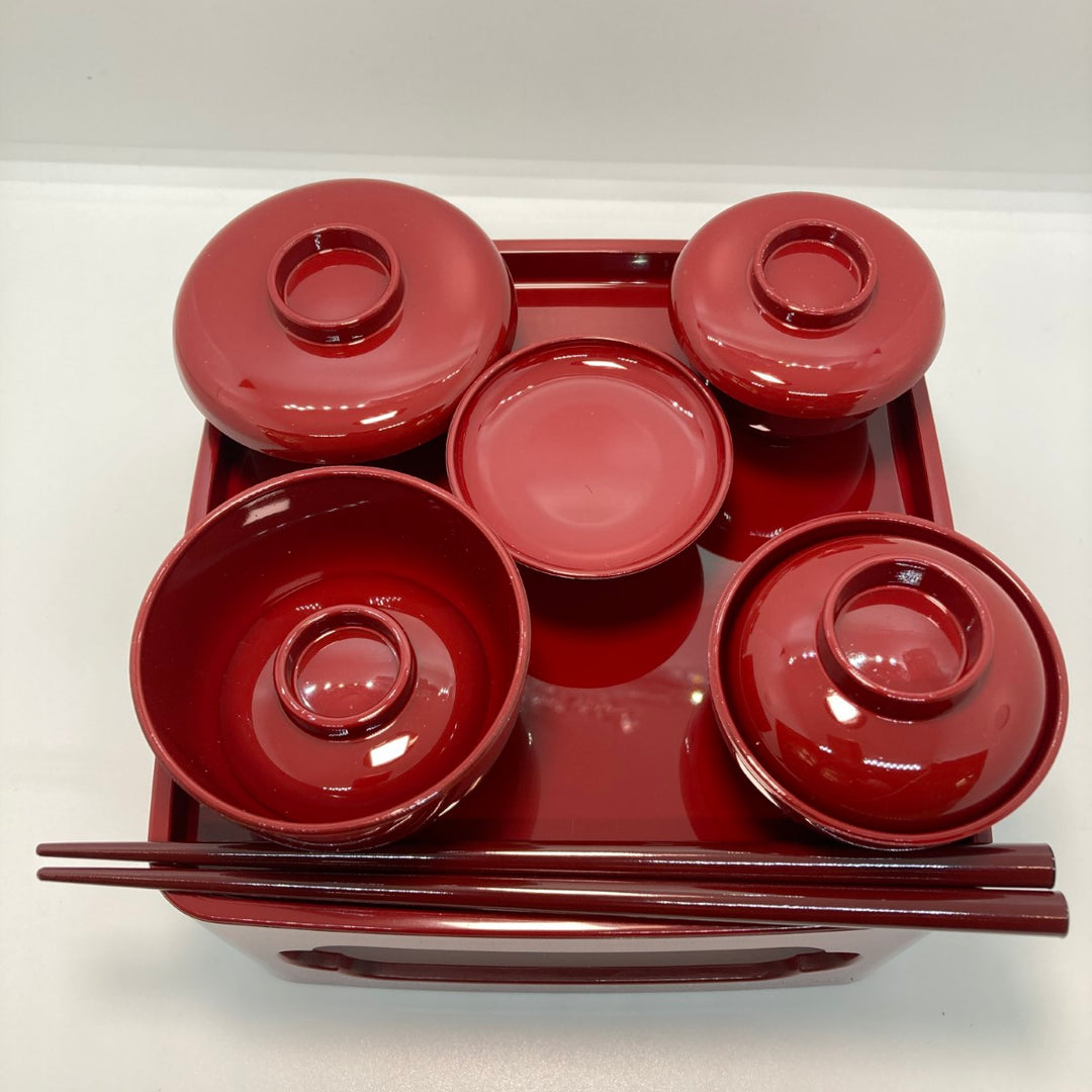 身延山 紫雲堂】 仏具 仏膳 霊供膳 朱・黒（内朱）5.0寸～6.0寸 PC製