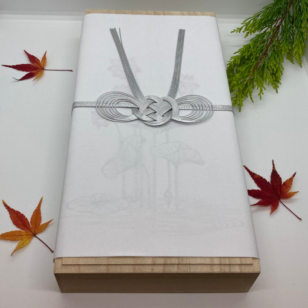 身延山 紫雲堂】 線香 薫寿堂 花琳 短寸8入り 贈答用 桐箱入り