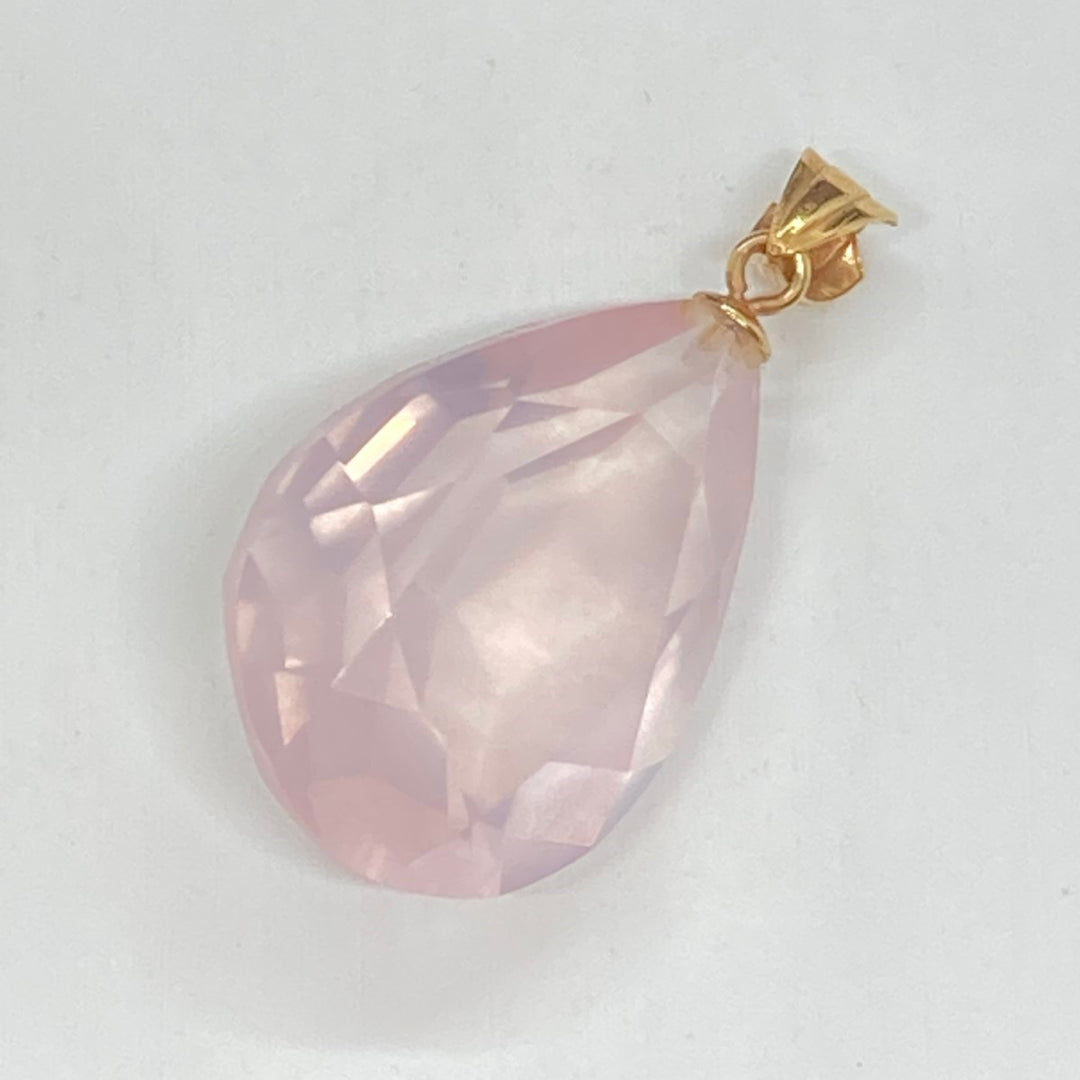 高品質　ローズクォーツ　BIG雫　ドロップ　スタンド付き 高品質 ローズクォーツ BIG雫 ドロップ スタンド付き