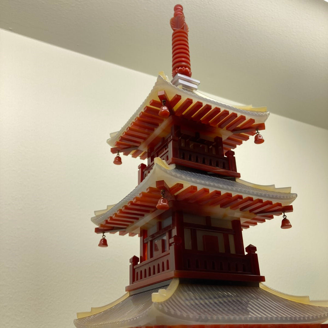 身延山 紫雲堂】 天然石 一級研磨細工師 瑪瑙 三重塔 山梨県彫刻美術展